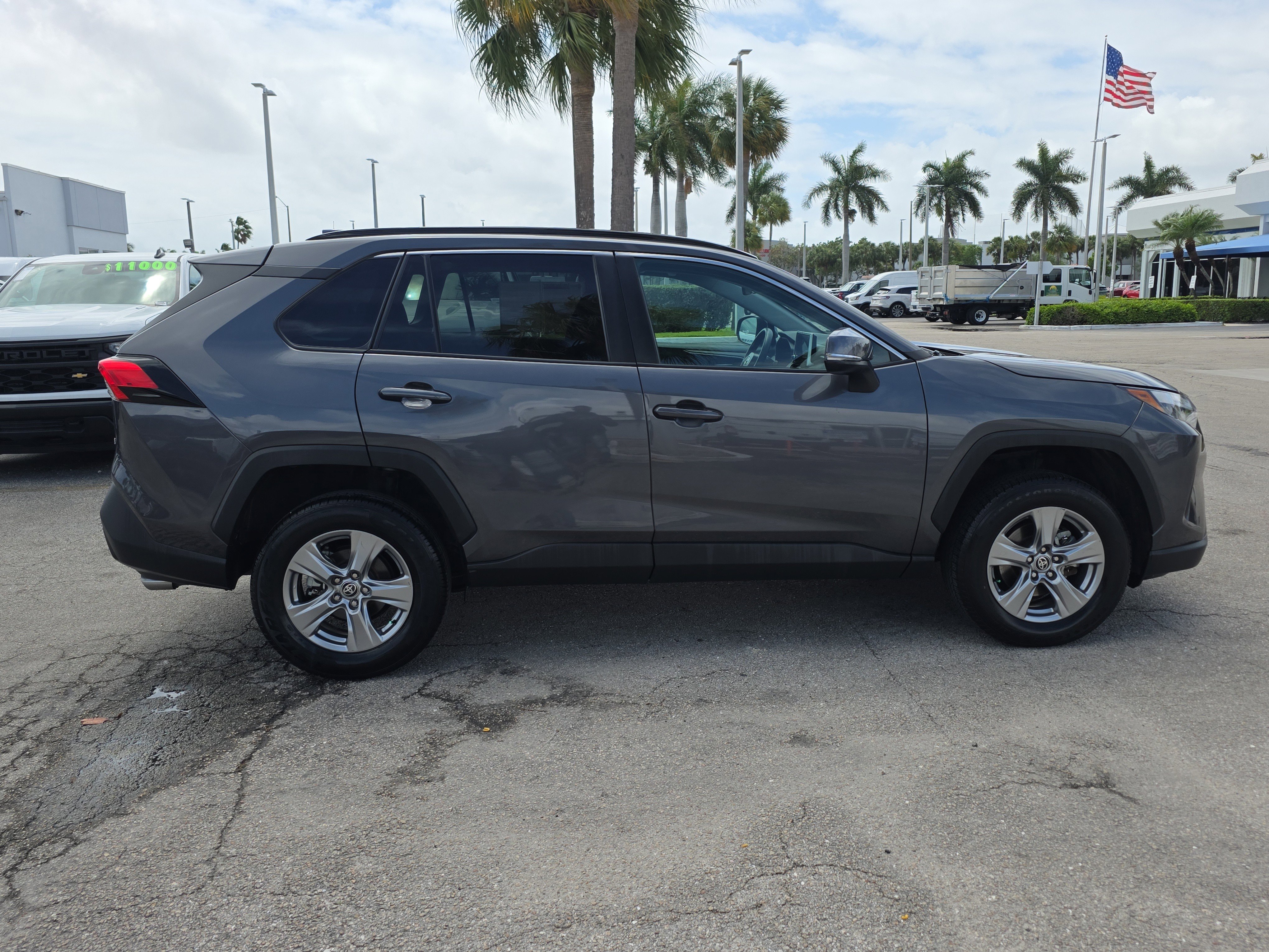 Used 2024 Toyota RAV4 XLE FWD image 8
