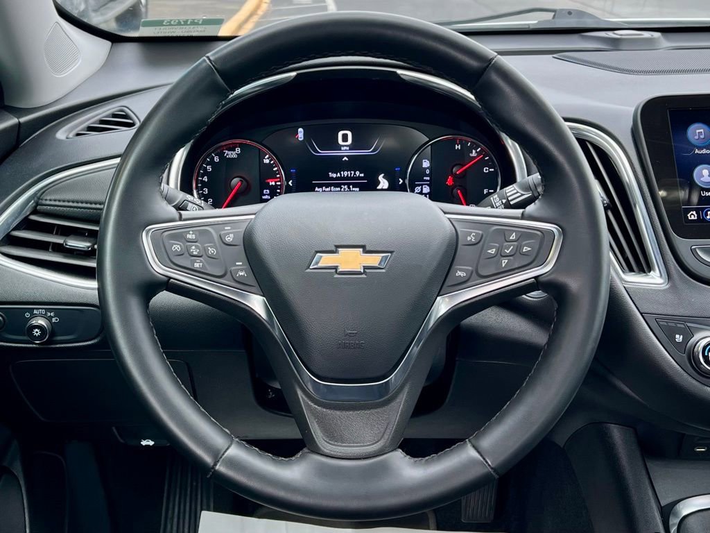 Used 2024 Chevrolet Malibu LT image 21