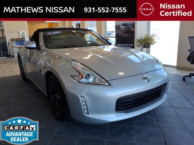 Certified 2017 Nissan 370Z Roadster RWD image 1