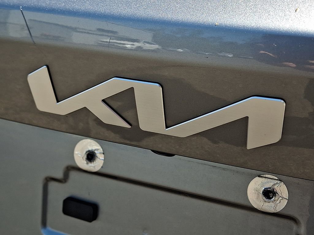 Certified 2022 Kia Sorento S AWD/4WD image 30