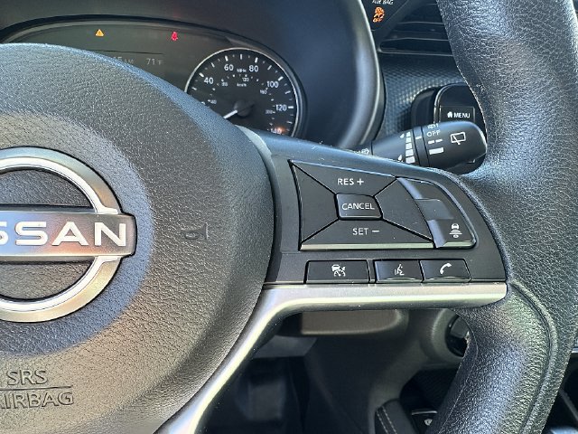 Used 2022 Nissan Kicks SV FWD image 25