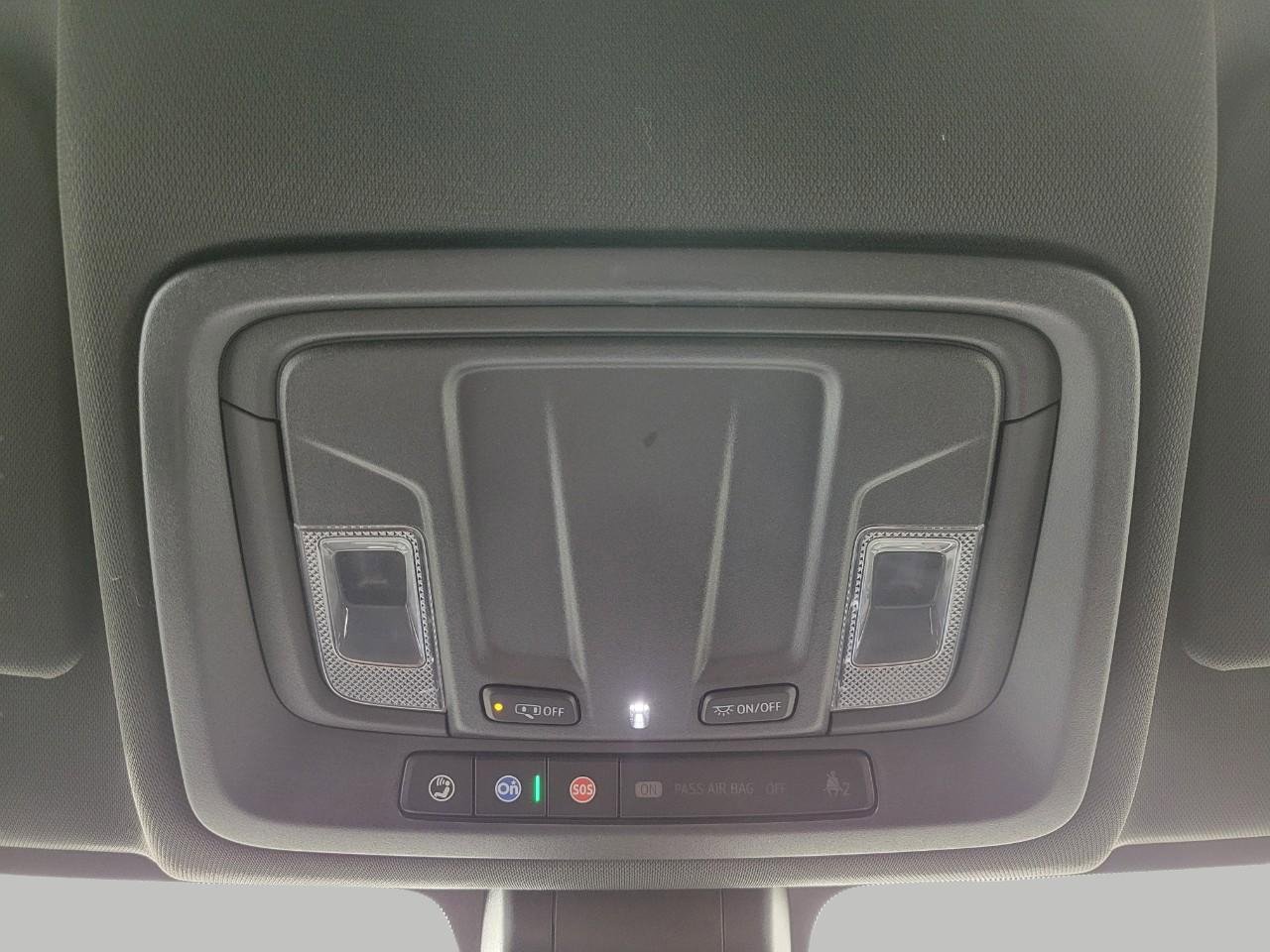 Used 2022 GMC Sierra 1500 AT4 w/ Driver Alert Package II image 19