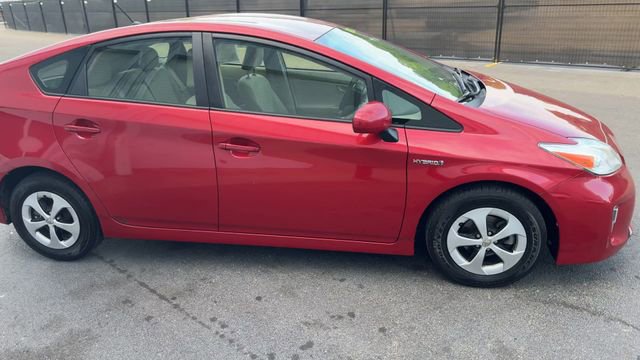Used 2015 Toyota Prius Two FWD image 16