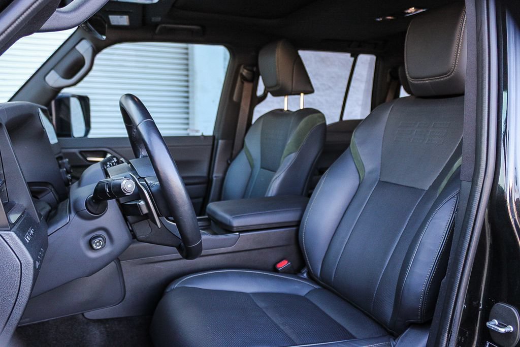 Used 2024 Lexus GX 550 AWD/4WD image 18