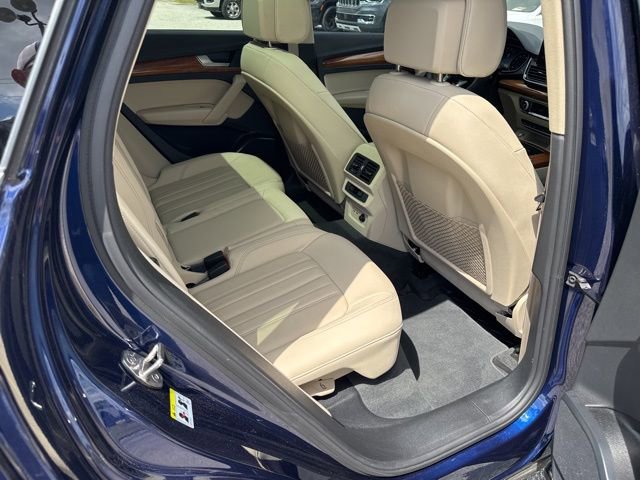 Used 2023 Audi Q5 2.0T Premium w/ Convenience Package image 15