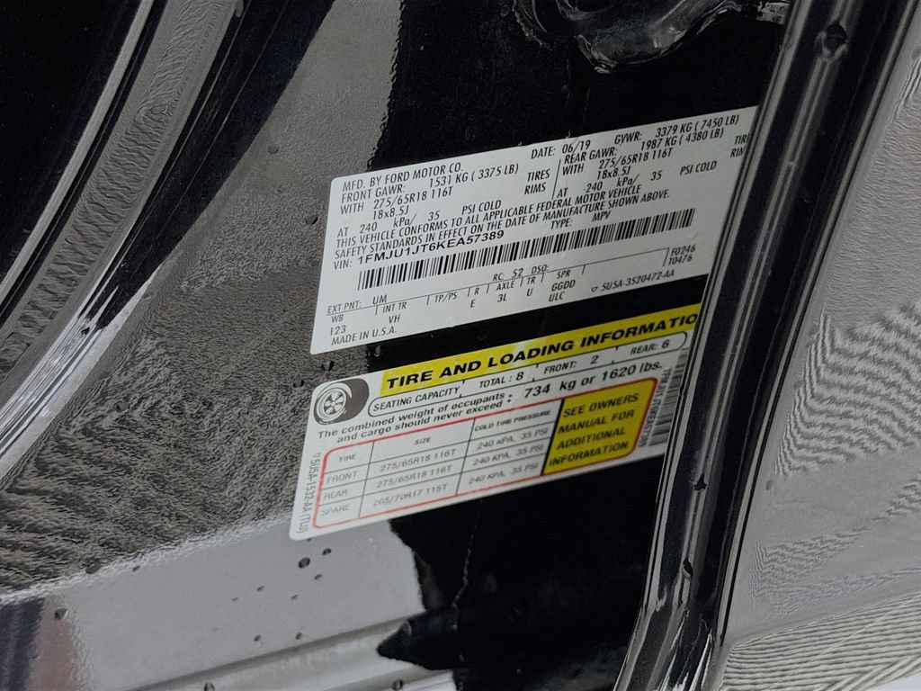 Used 2019 Ford Expedition XLT w/ Equipment Group 202A AWD/4WD image 35