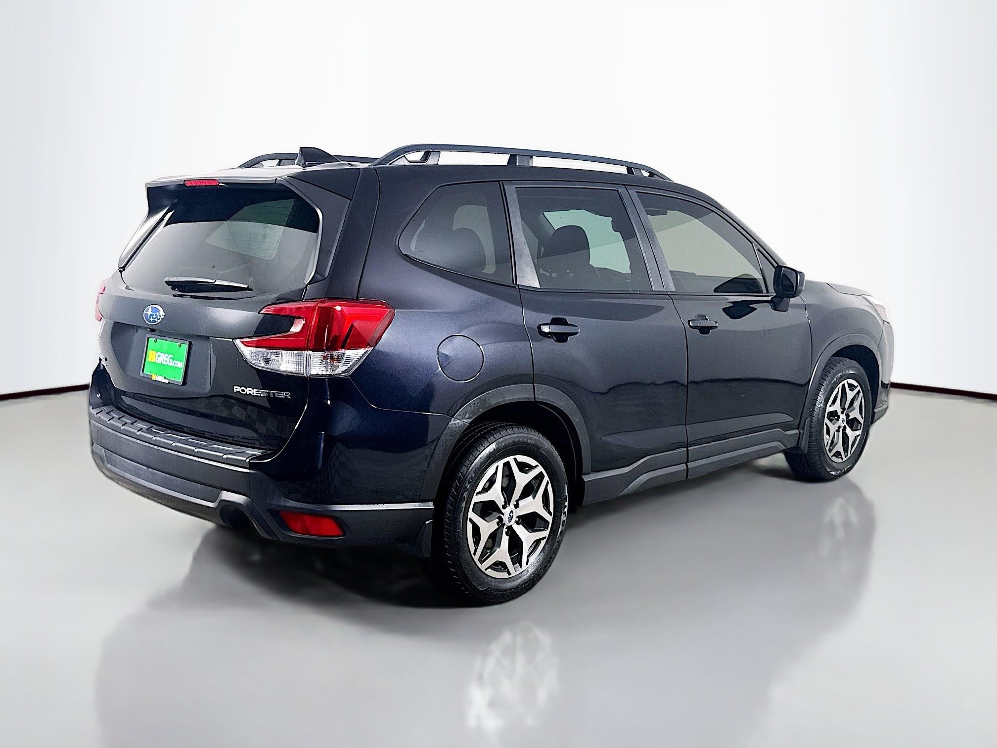 Used 2022 Subaru Forester Premium AWD/4WD image 10