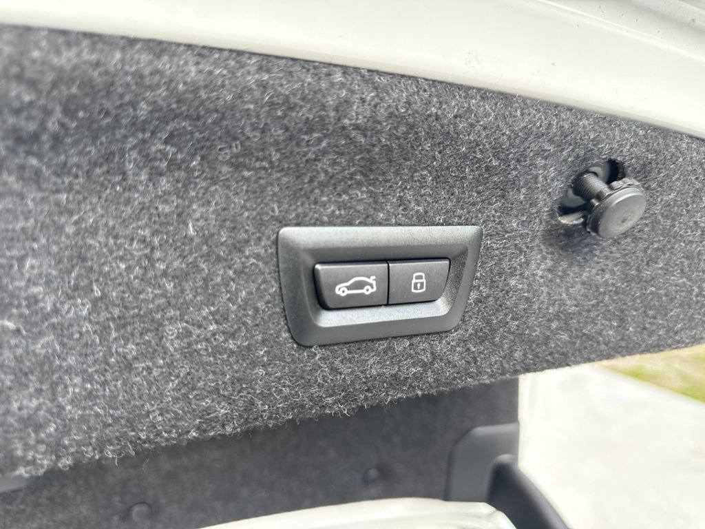 Used 2025 BMW 430i xDrive Coupe w/ Premium Package AWD/4WD image 40