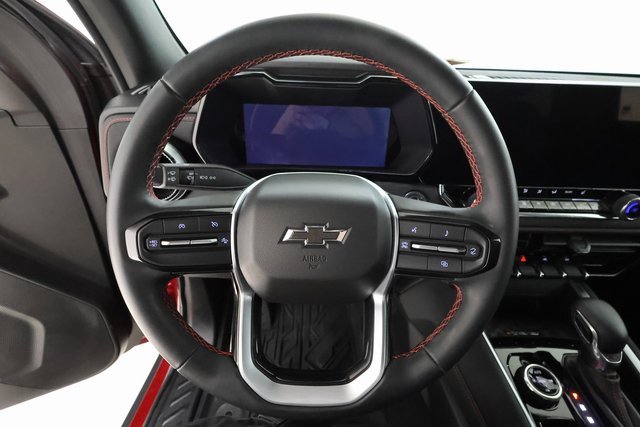 Used 2024 Chevrolet Colorado Z71 w/ Z71 Convenience Package 2 image 11