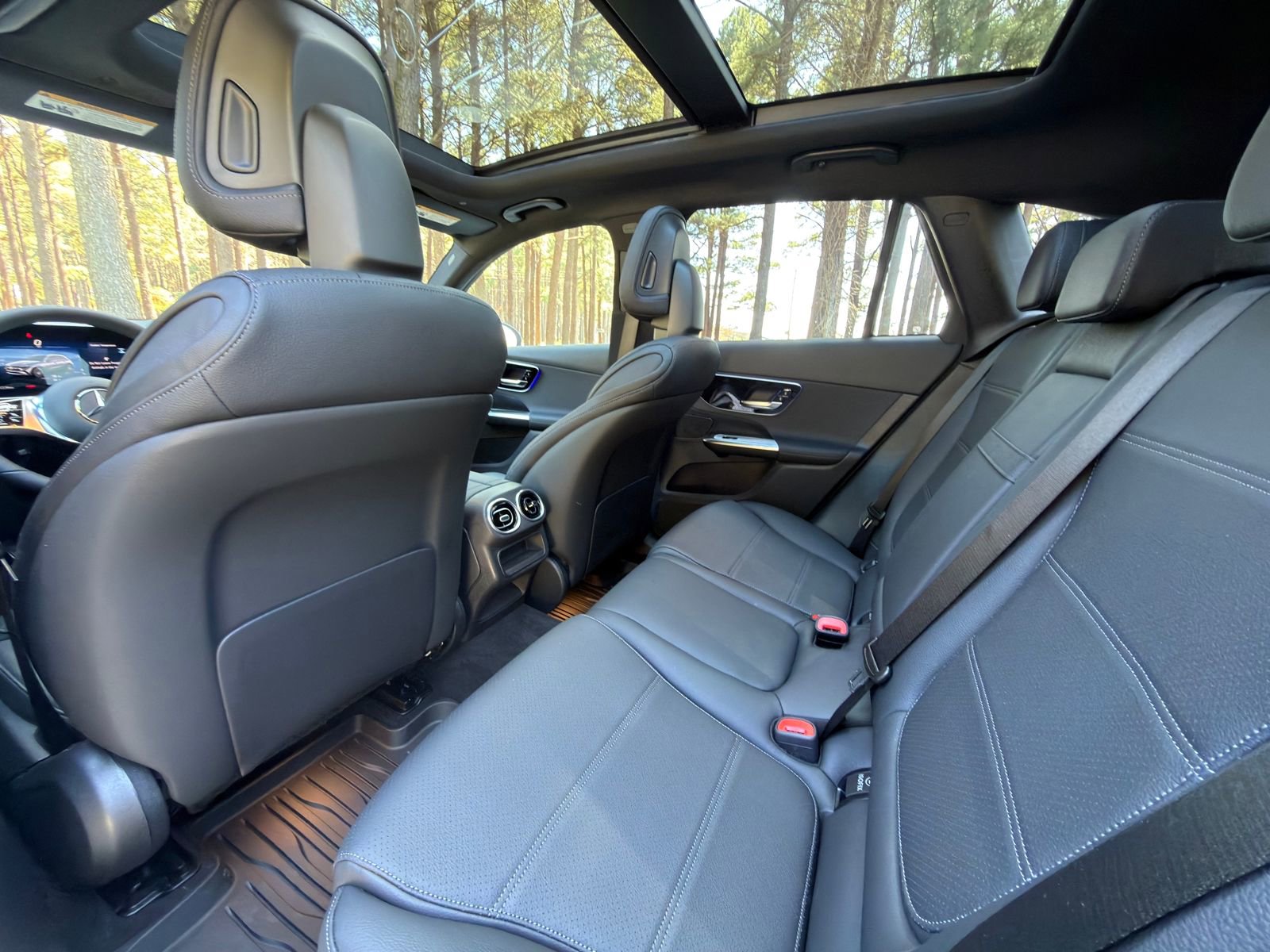 Certified 2026 Mercedes-Benz GLC 300 image 15