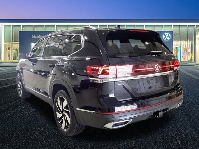 Used 2025 Volkswagen Atlas SEL image 15