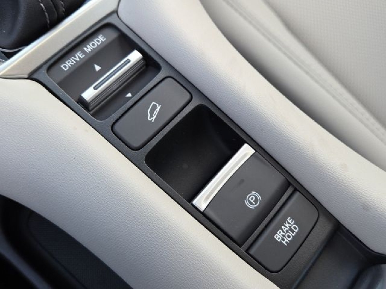 New 2027 Honda HR-V EX-L image 31