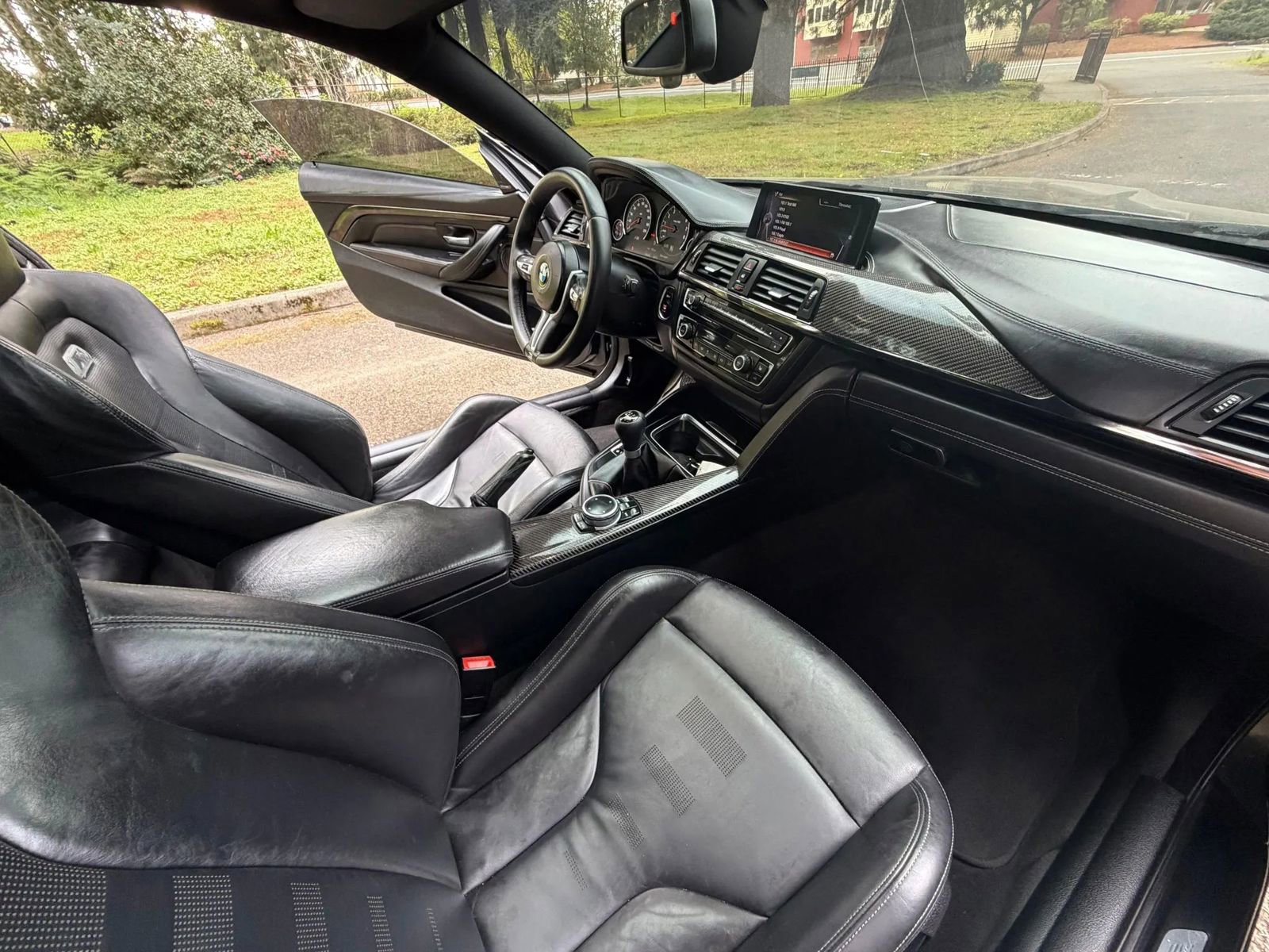 Used 2015 BMW M4 Coupe w/ Lighting Package RWD image 8