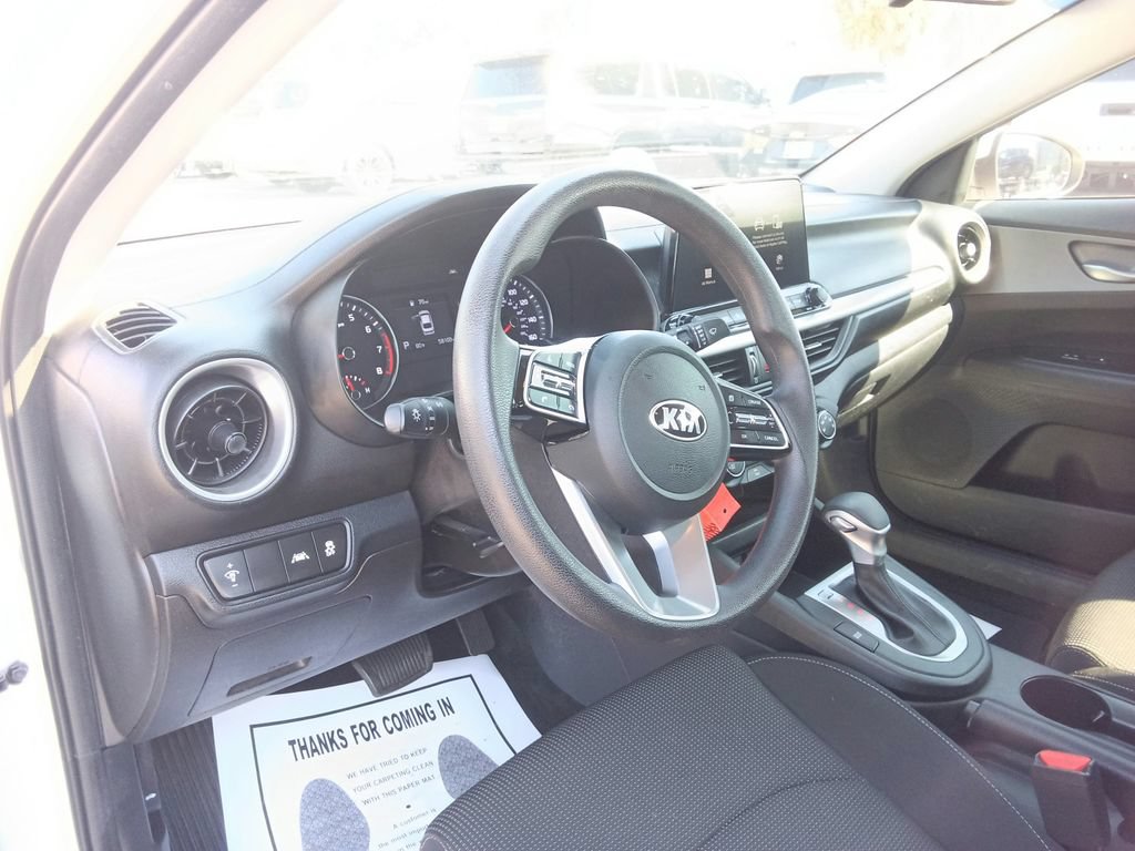 Used 2021 Kia Forte LXS FWD image 21