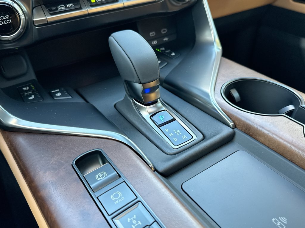 New 2026 Lexus LX 700h Luxury AWD/4WD image 29