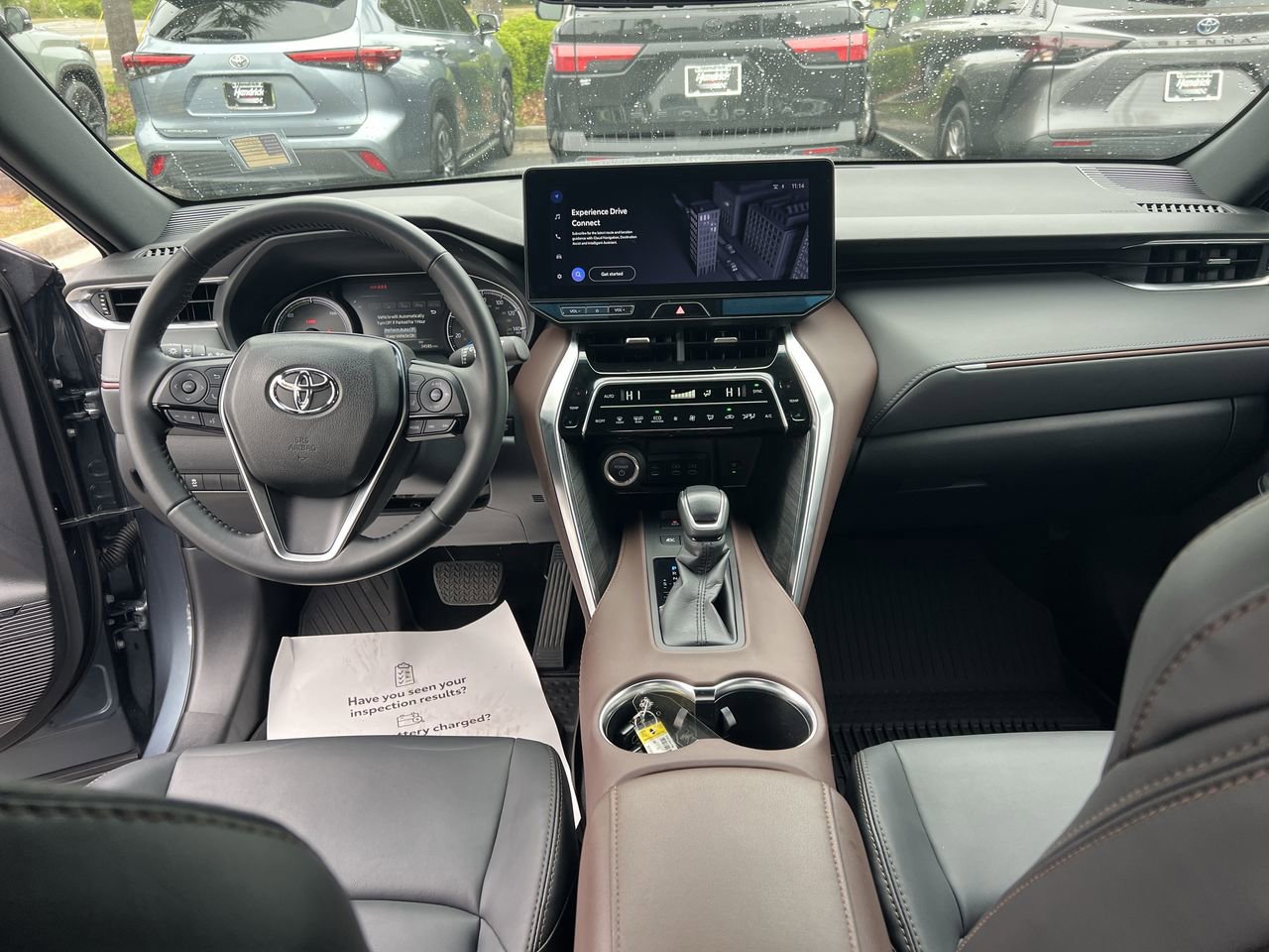 Used 2024 Toyota Venza XLE AWD/4WD image 31