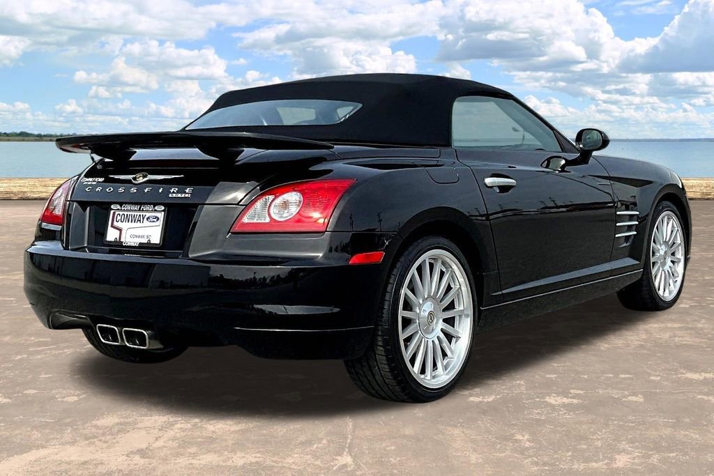 Used 2005 Chrysler Crossfire SRT-6 image 8