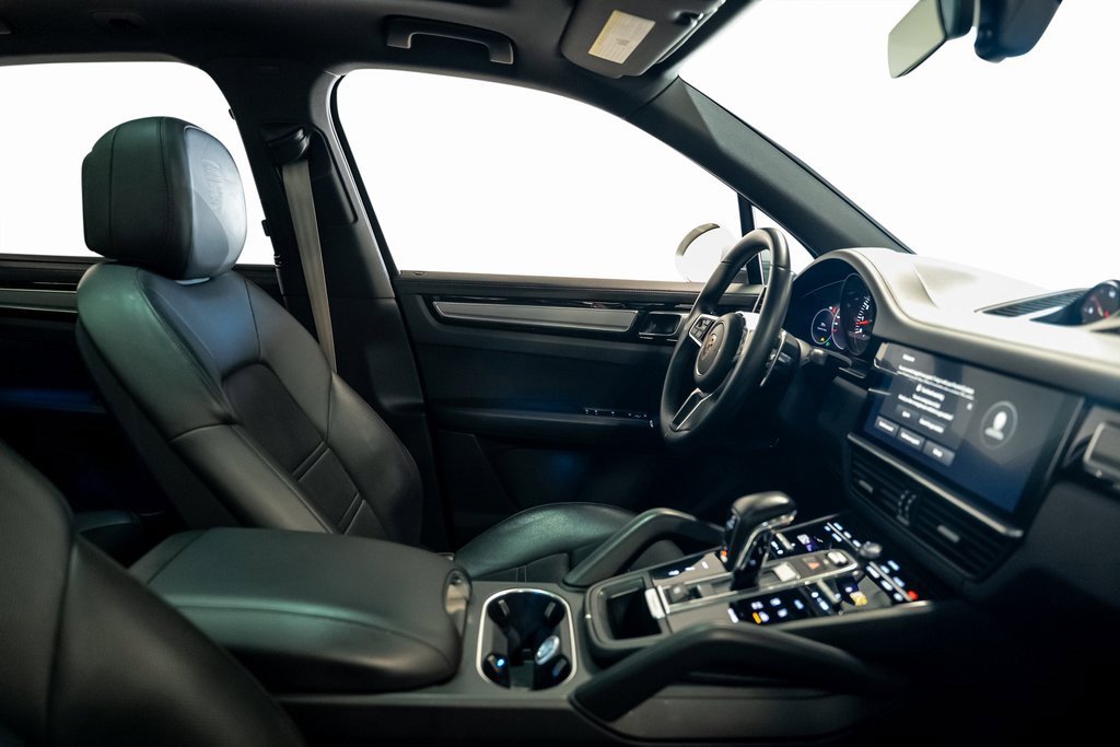 Used 2022 Porsche Cayenne S Platinum image 61