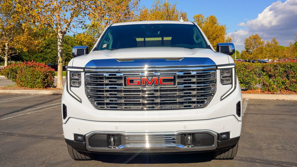 New 2026 GMC Sierra 1500 Denali w/ Denali Reserve Package AWD/4WD image 4