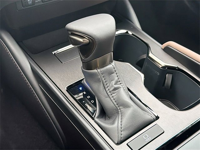 New 2025 Lexus ES 350 Ultra Luxury image 29