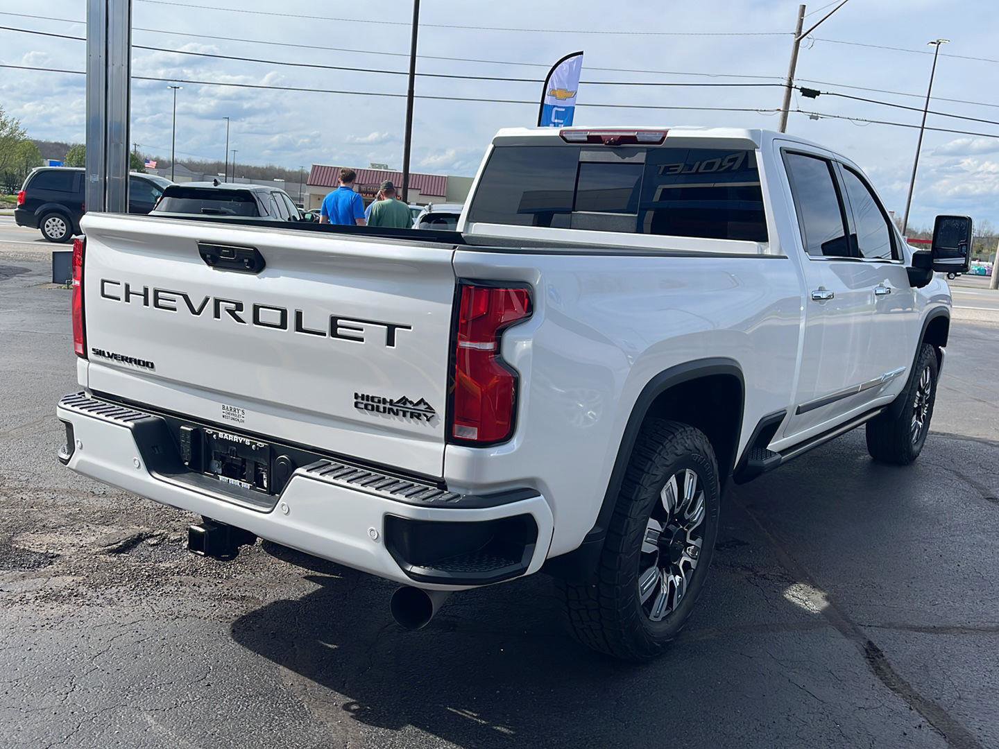 Used 2024 Chevrolet Silverado 2500 High Country w/ High Country Premium Package image 6