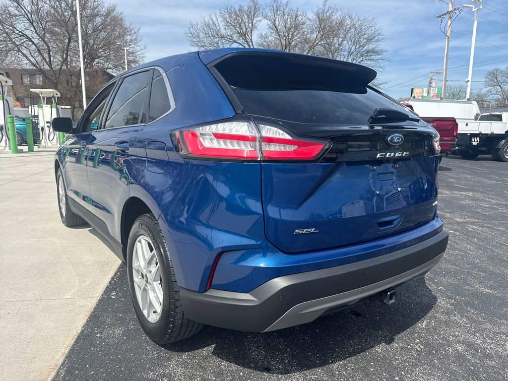 Used 2024 Ford Edge SEL w/ Convenience Package image 9