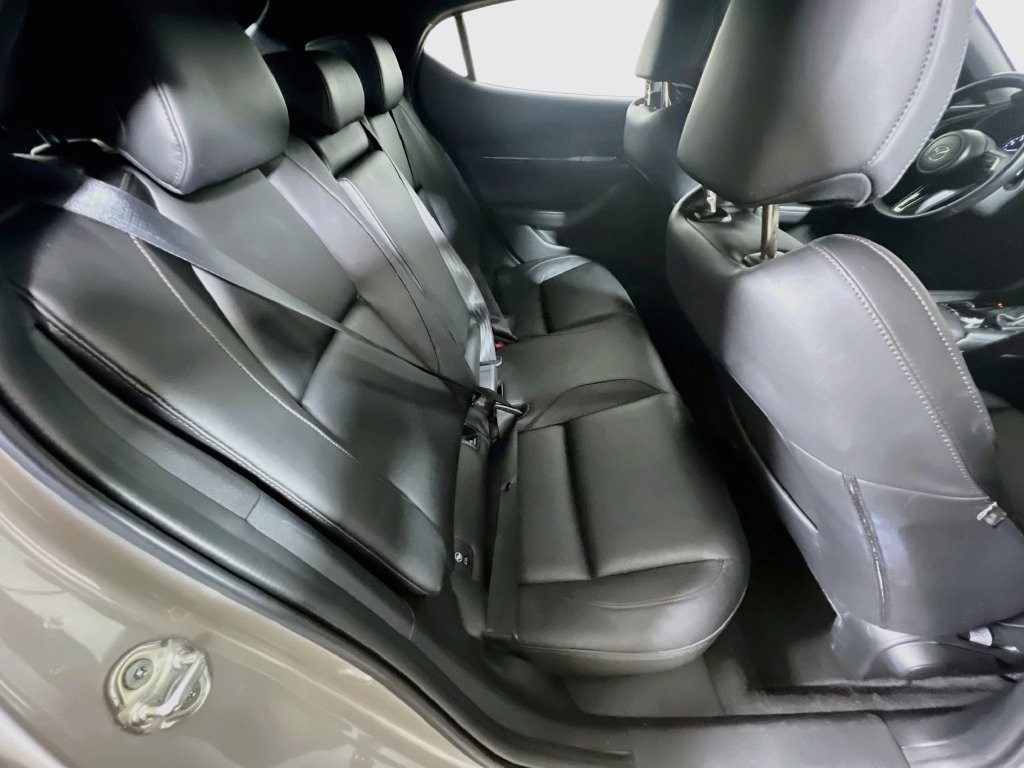 Used 2024 MAZDA MAZDA3 s FWD image 23