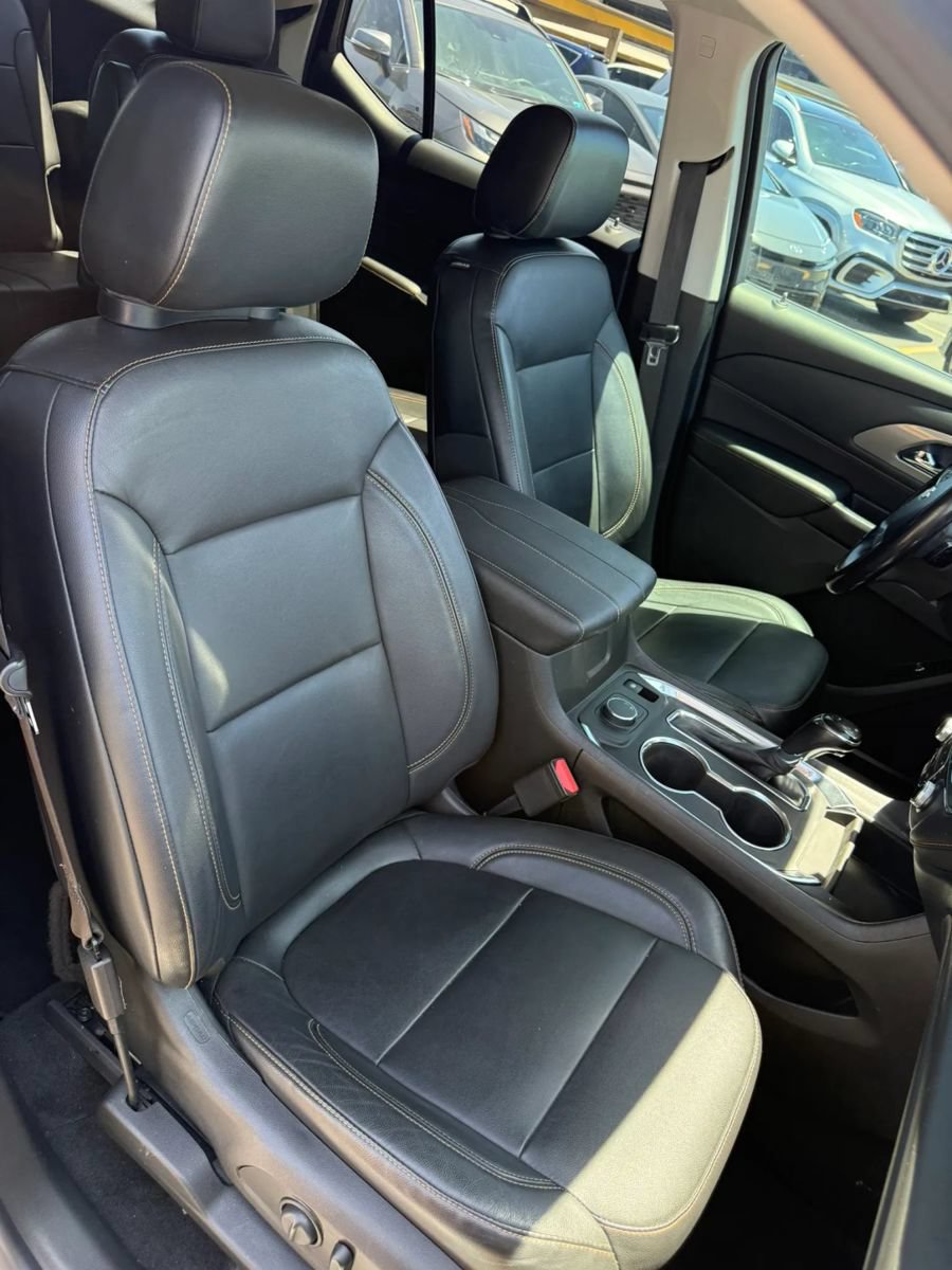 Used 2019 Chevrolet Traverse RS FWD image 26