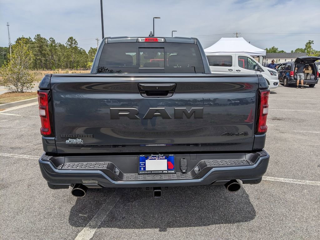 Used 2026 RAM 1500 4x4 Crew Cab image 7