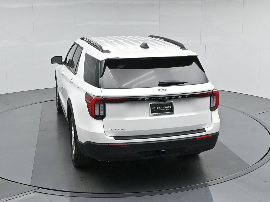New 2026 Ford Explorer Active RWD image 41