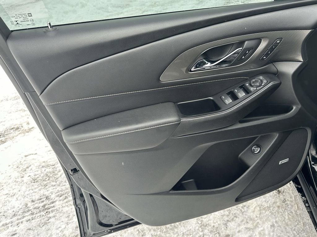 Certified 2023 Chevrolet Traverse Premier w/ LPO, Floor Liner Package image 16