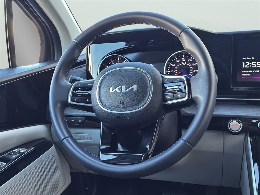 Certified 2024 Kia Carnival EX image 19
