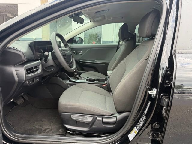 Used 2025 Kia K4 LXS image 9