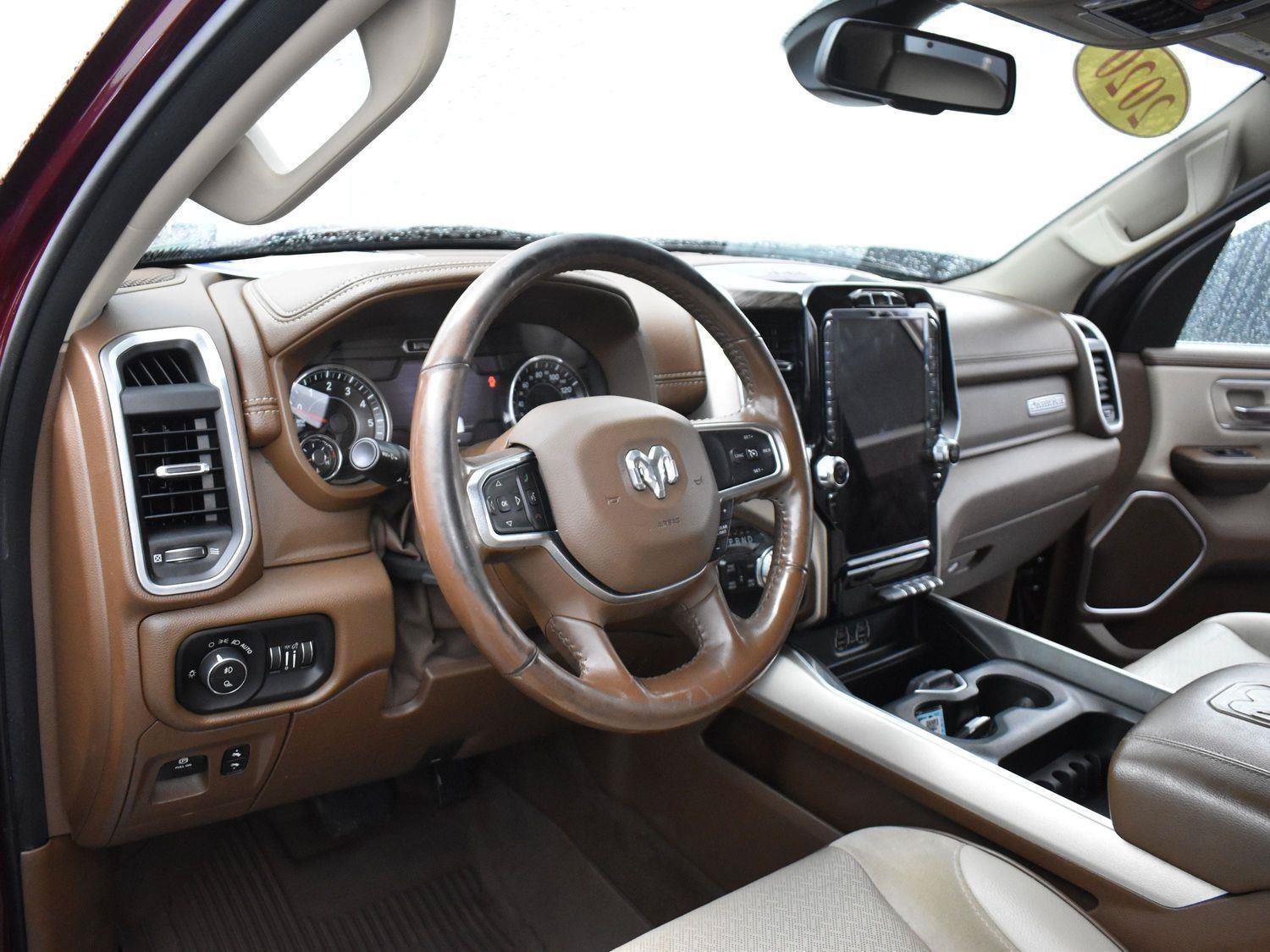 Used 2020 RAM 1500 Laramie AWD/4WD image 15