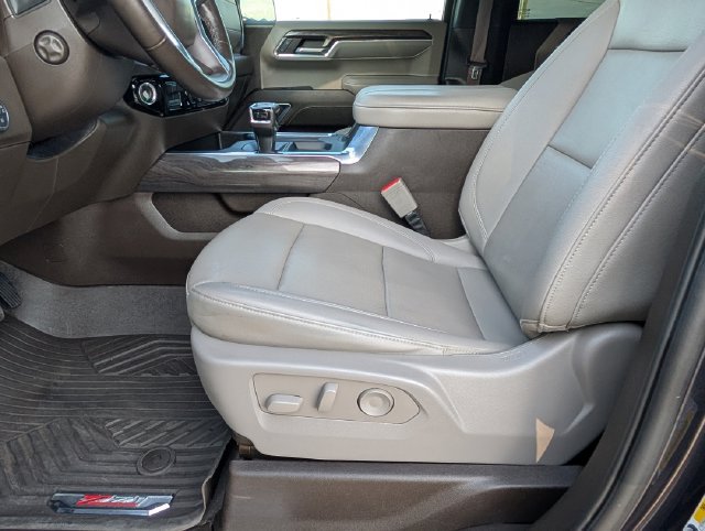 Certified 2024 Chevrolet Silverado 1500 LTZ w/ LTZ Convenience Package II AWD/4WD image 21