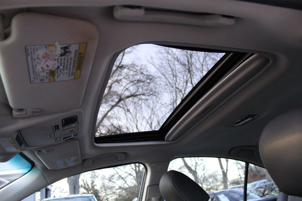 Used 2016 Subaru Legacy 2.5i Limited image 28