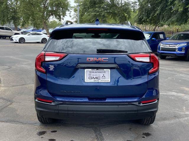 Used 2023 GMC Terrain SLE w/ Driver Convenience Package FWD image 5