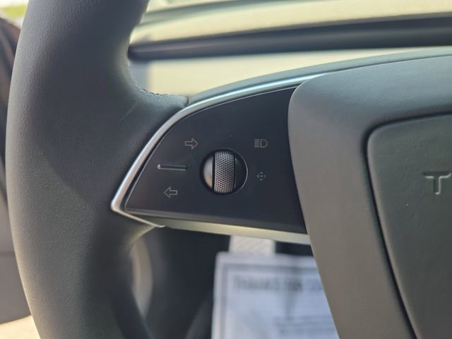 Used 2025 Tesla Model 3 Long Range AWD/4WD image 23
