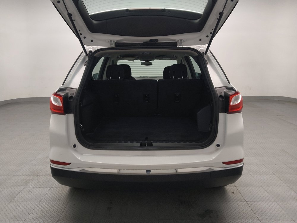 Used 2018 Chevrolet Equinox LS image 29