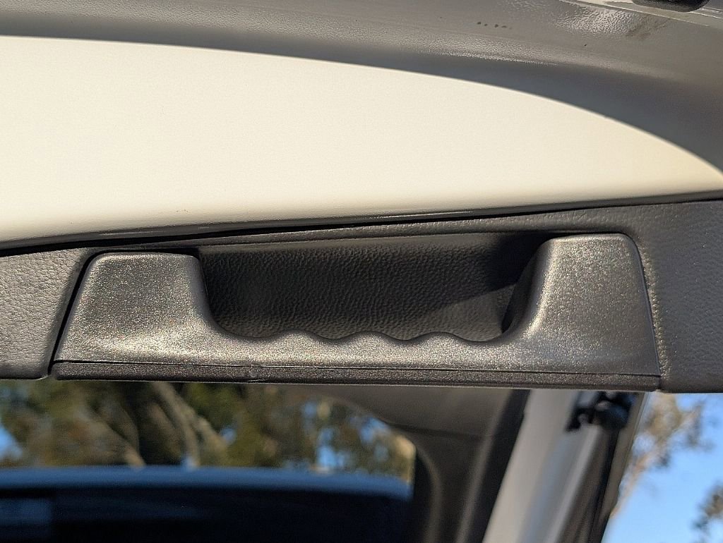 Used 2022 Toyota RAV4 XLE image 14