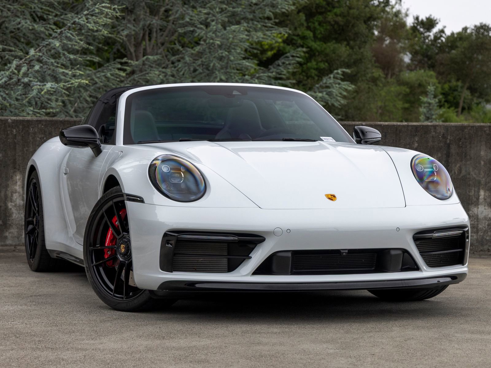 Certified 2022 Porsche 911 Targa 4 GTS AWD/4WD image 6