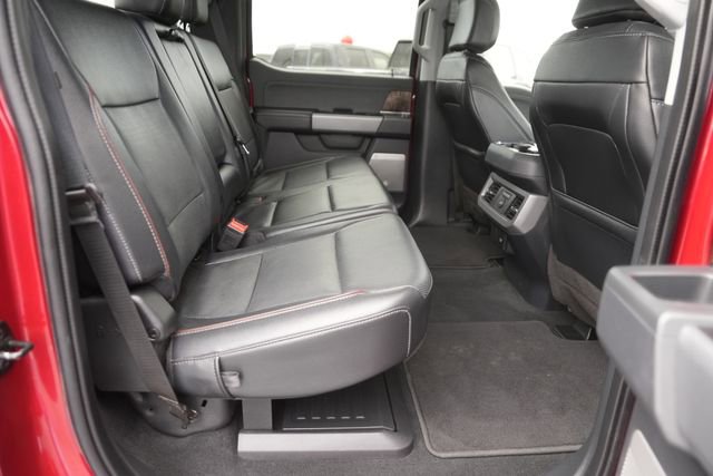 Used 2023 Ford F350 Lariat image 15