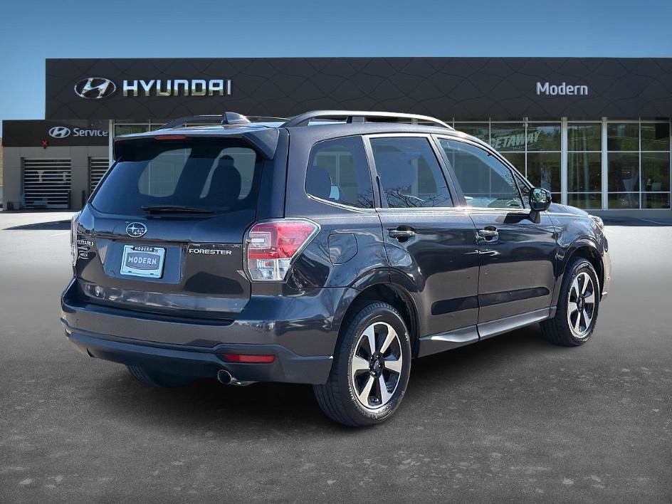 Used 2018 Subaru Forester 2.5i Limited image 4