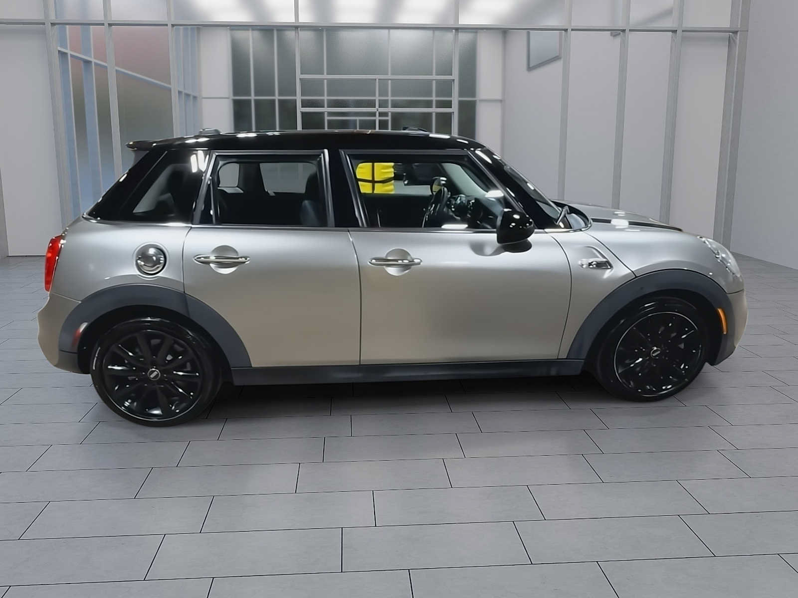 Used 2019 MINI Cooper S FWD image 9