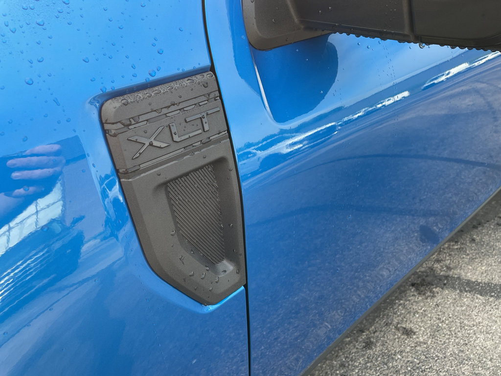 New 2025 Ford Maverick XLT w/ XLT Luxury Package image 10