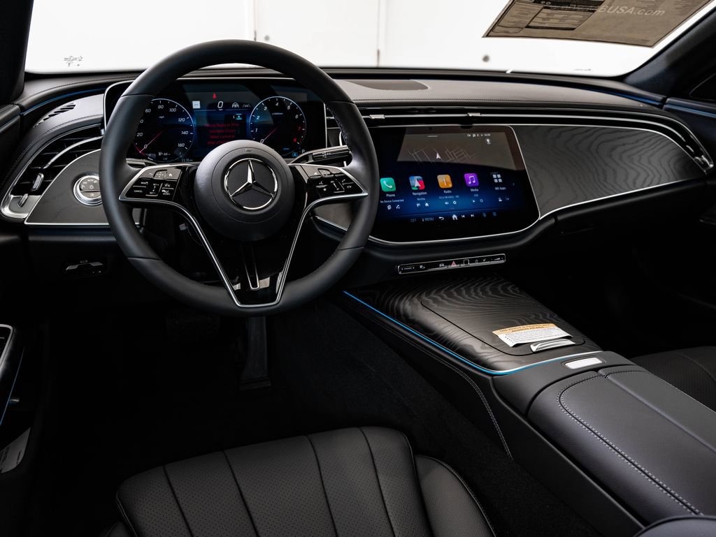 New 2026 Mercedes-Benz E 350 4MATIC Sedan image 4