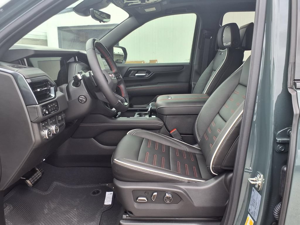 New 2026 GMC Yukon XL AT4 Ultimate AWD/4WD image 10