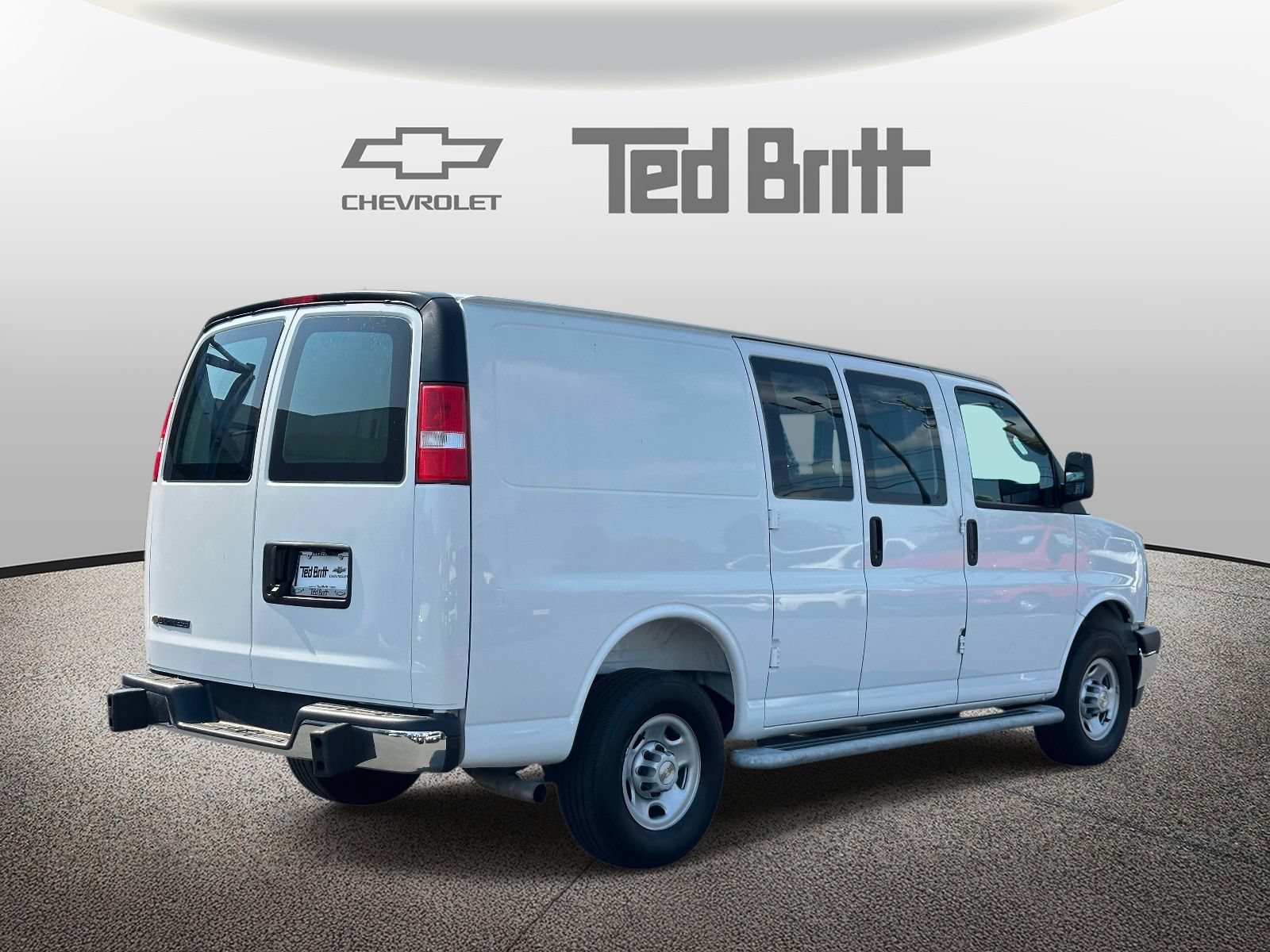 Certified 2025 Chevrolet Express 2500 w/ Driver Convenience Package RWD image 4