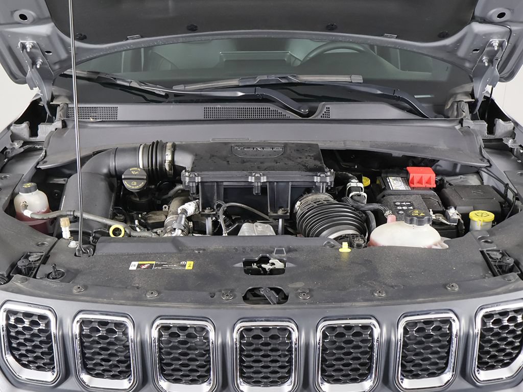 Used 2023 Jeep Compass Latitude AWD/4WD image 17