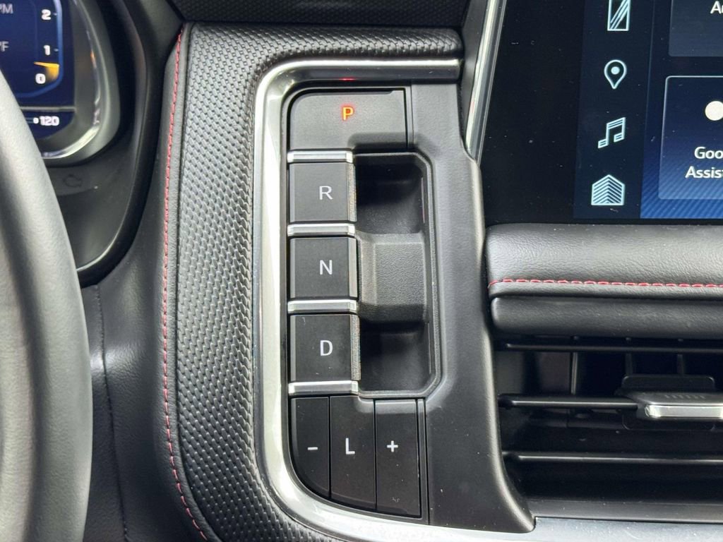 Used 2024 Chevrolet Tahoe RST w/ Luxury Package AWD/4WD image 6